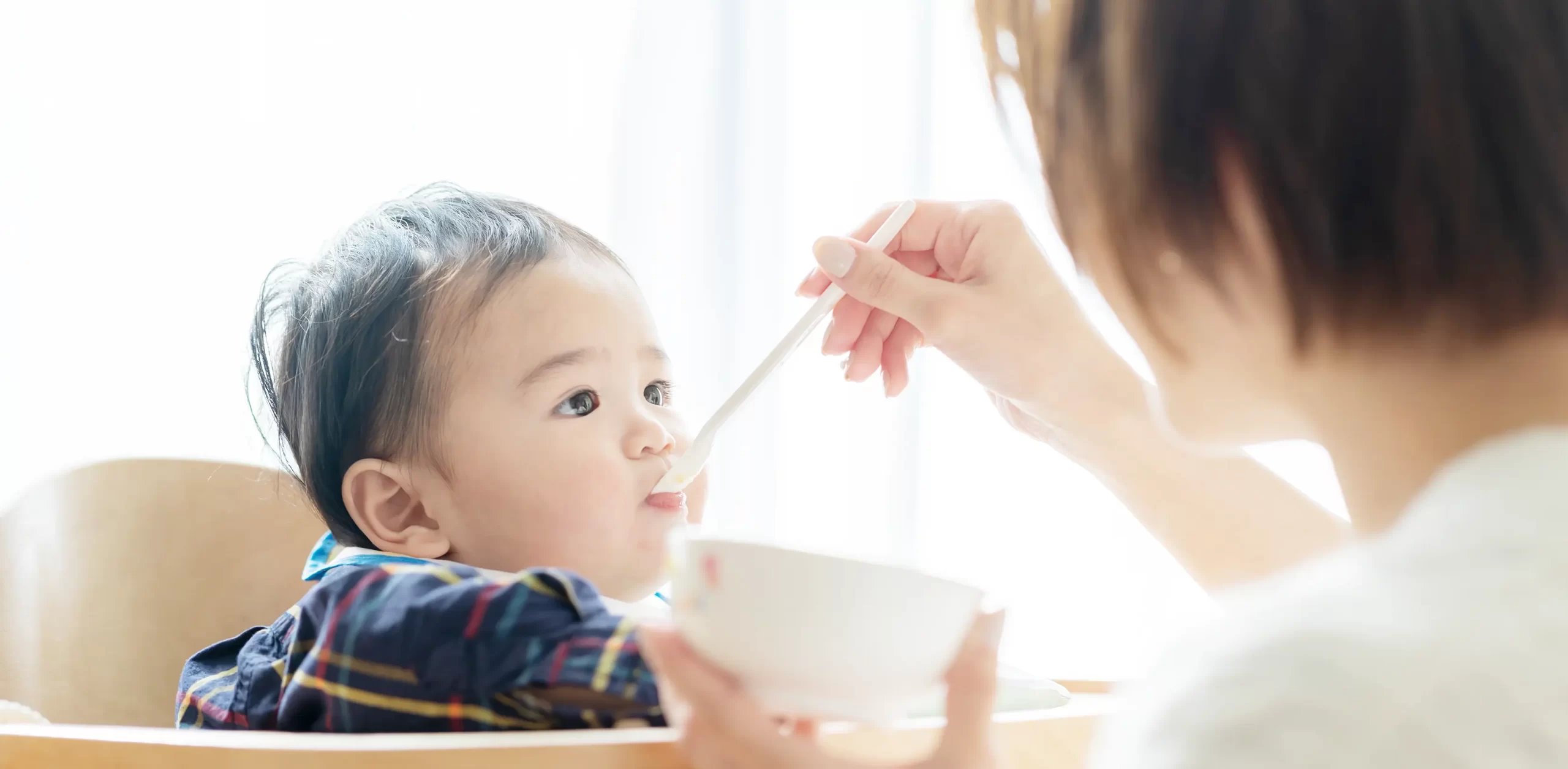 離乳食赤ちゃん